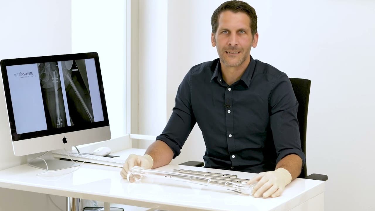 Implants, cosmetic limb lengthening at the BECKER BETZ INSTITUTE in Freiburg - YouTube